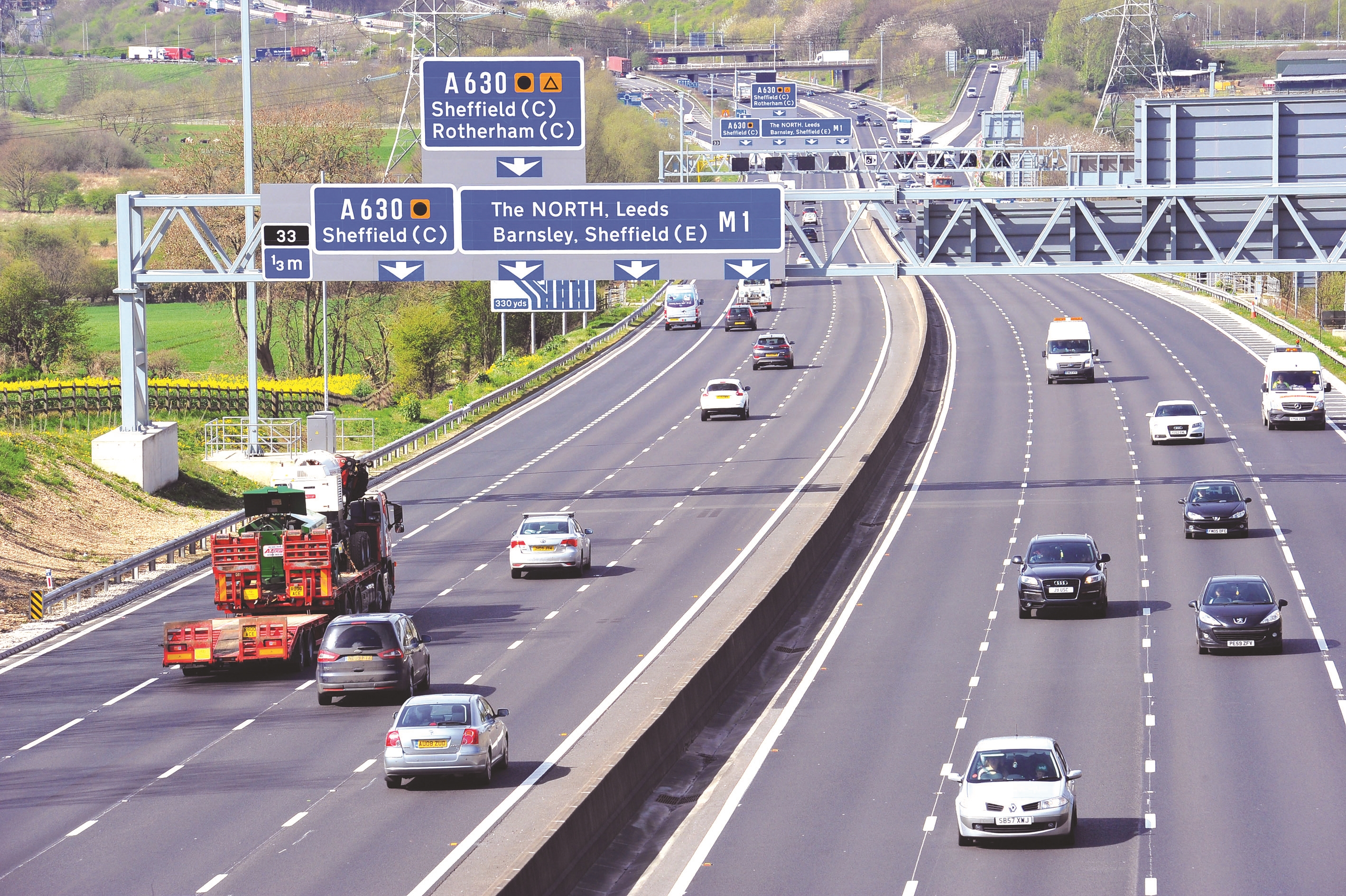 Traffic Delays of up to 90 minutes due to M1 closure near Rotherham